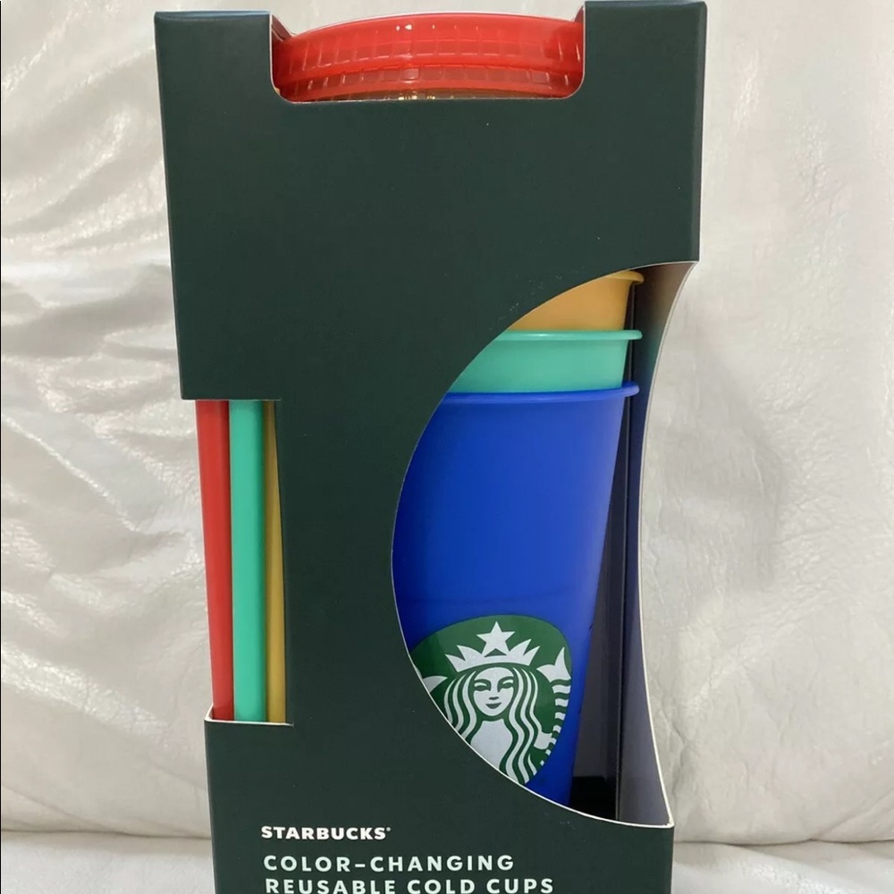 Starbucks changing color cups brans new